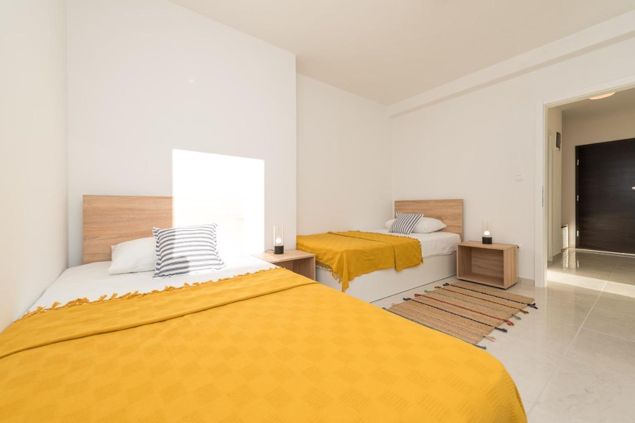 Villa Lena Luxury Apartments Новаля Екстер'єр фото