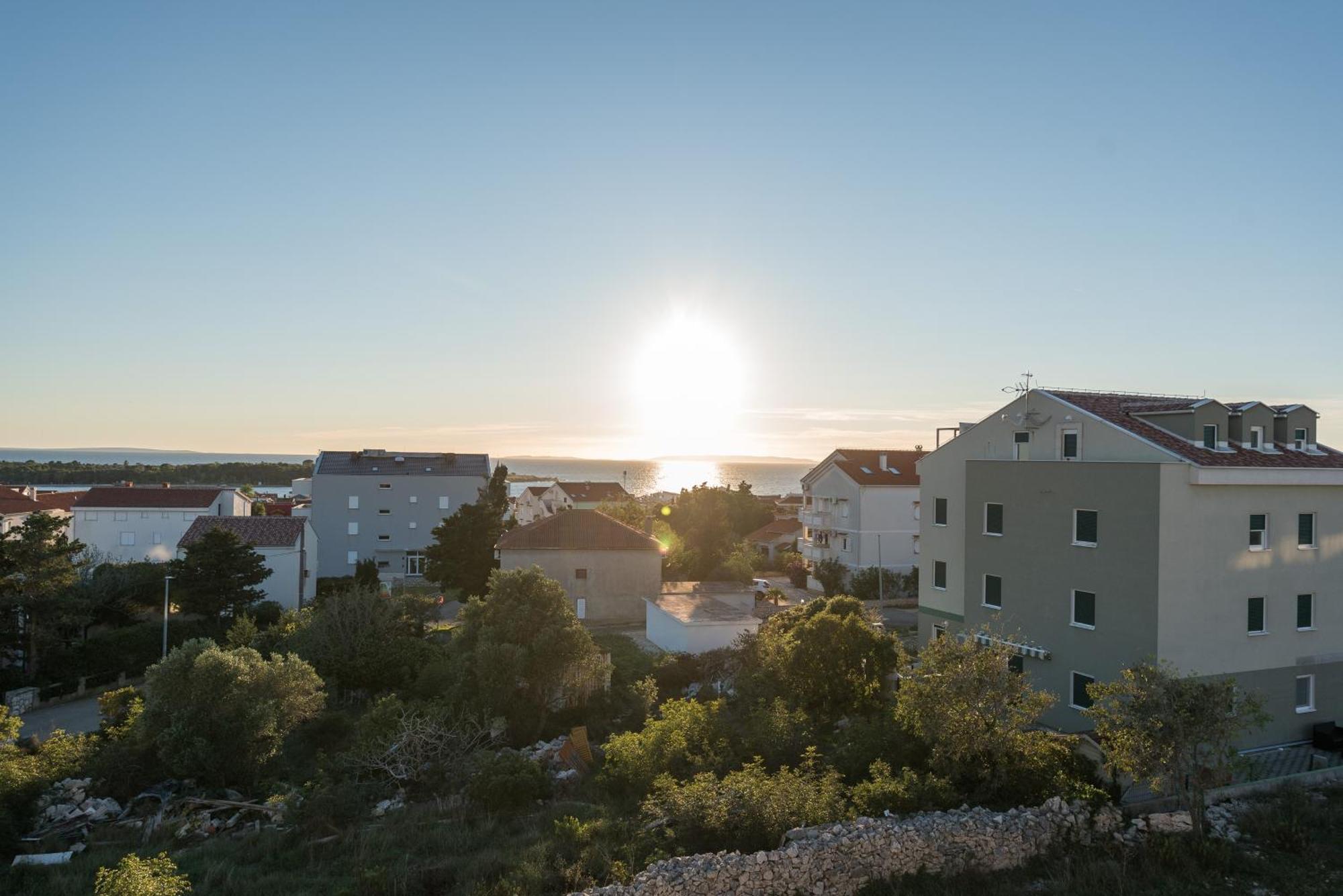 Villa Lena Luxury Apartments Новаля Номер фото