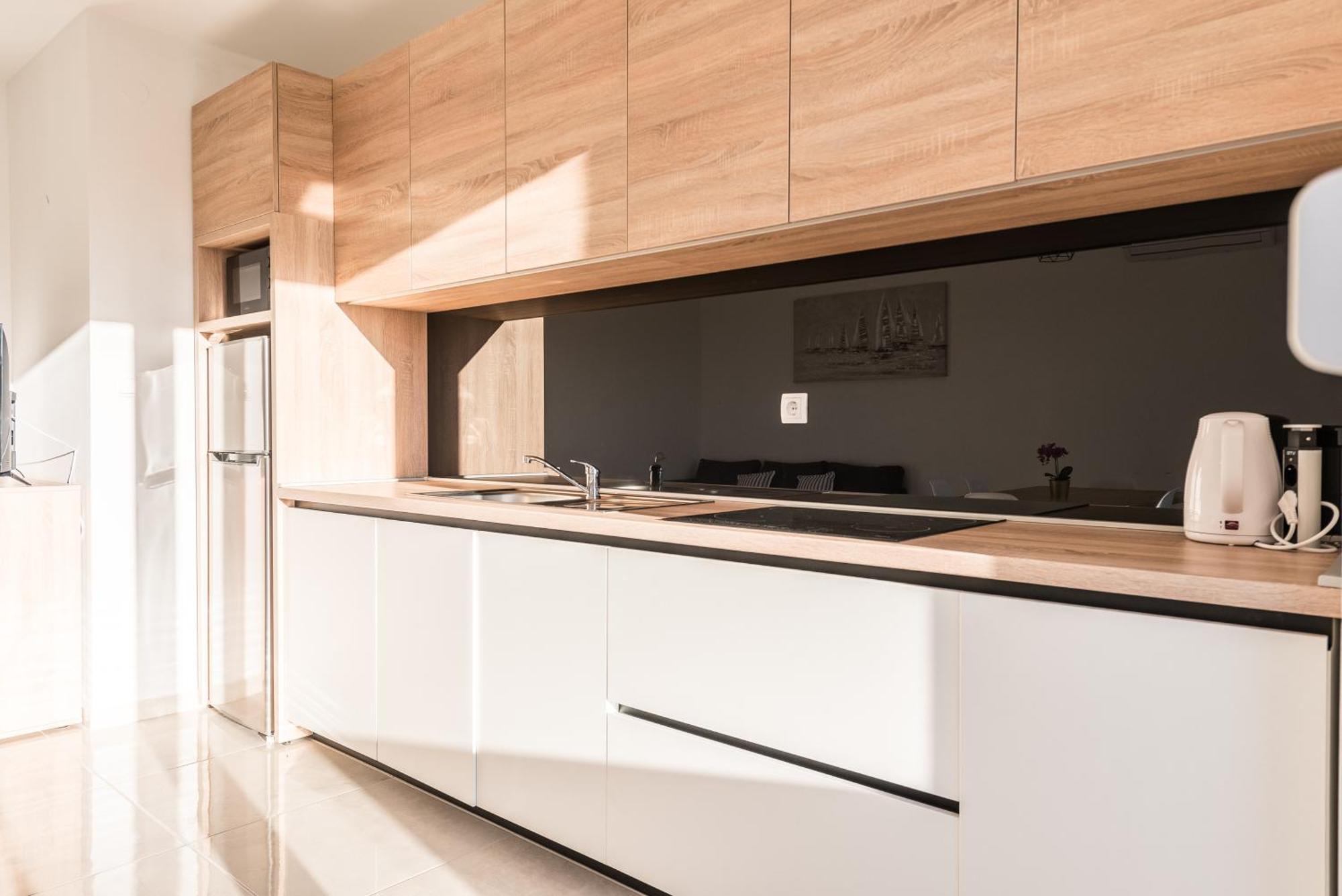 Villa Lena Luxury Apartments Новаля Номер фото